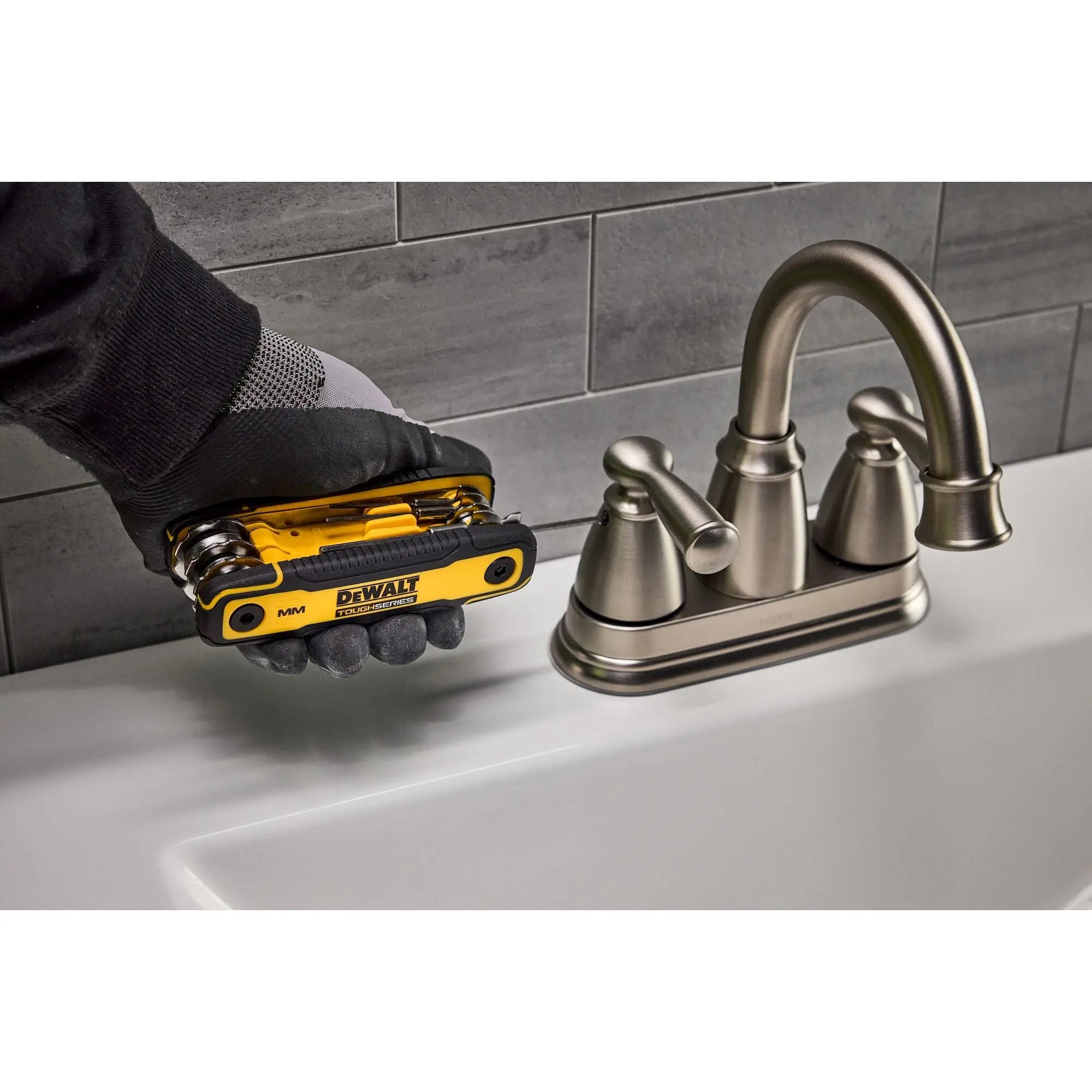 DEWALT DWHT70267 – DEWALT TOUGHSERIES Metric Folding Hex Key DEWALT