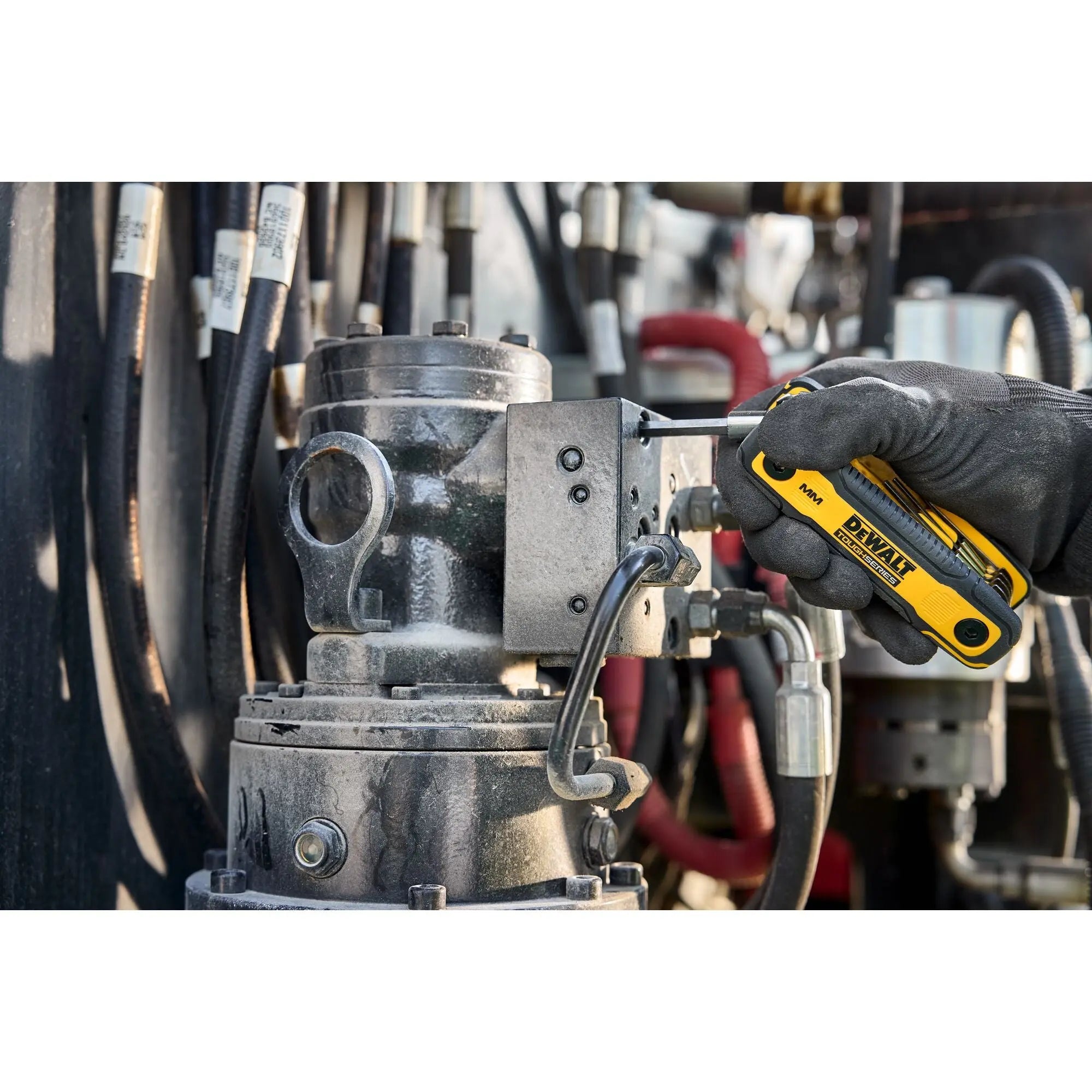 DEWALT DWHT70267 – DEWALT TOUGHSERIES Metric Folding Hex Key DEWALT