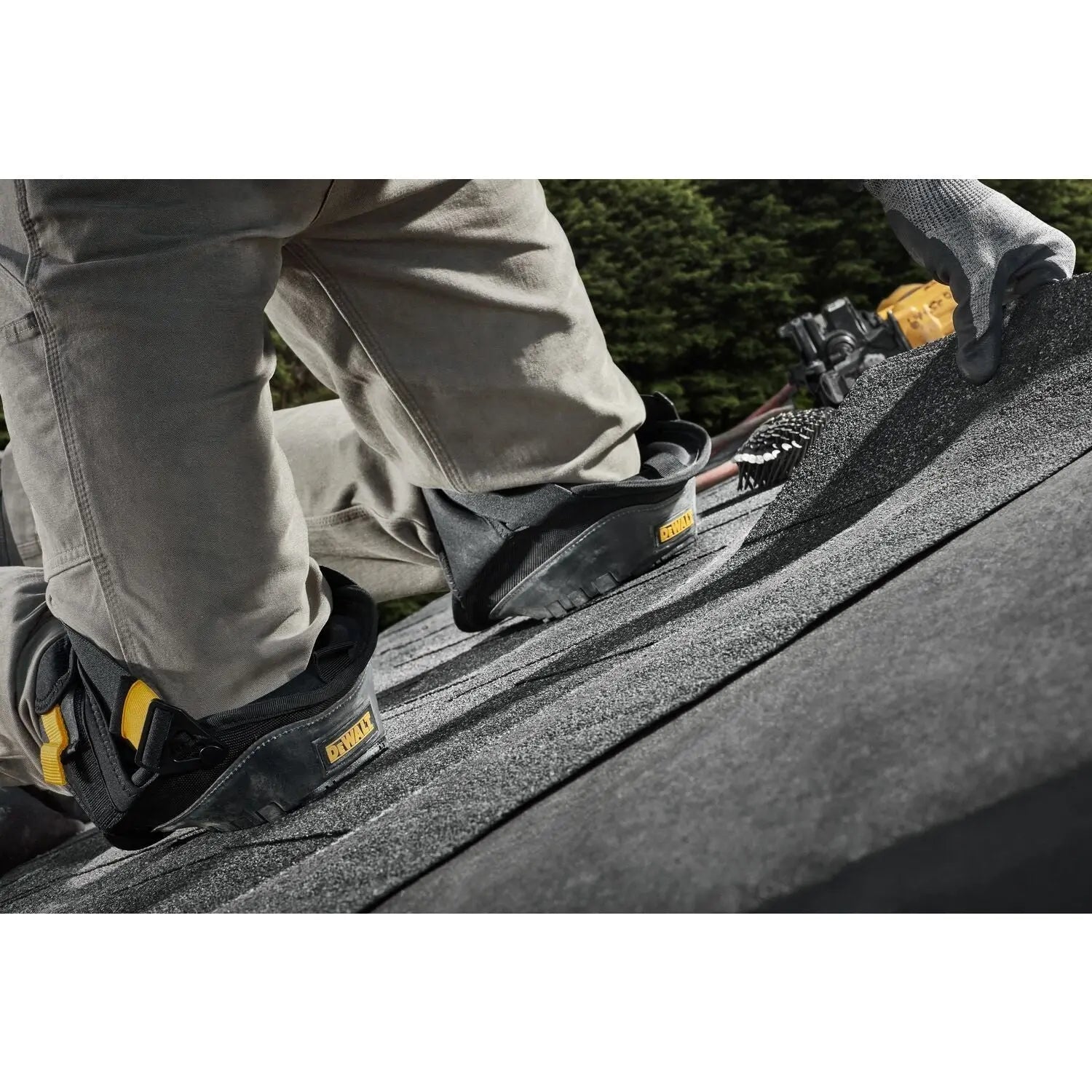 DEWALT DWST590012-Stabilizing Knee Pads with Gel - Wise Line Tools