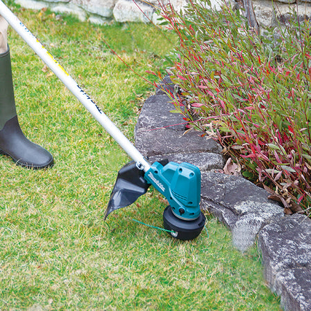 Makita DUR190LRT8 18V LXT Brushless 300mm Line Trimmer 8-Piece Kit