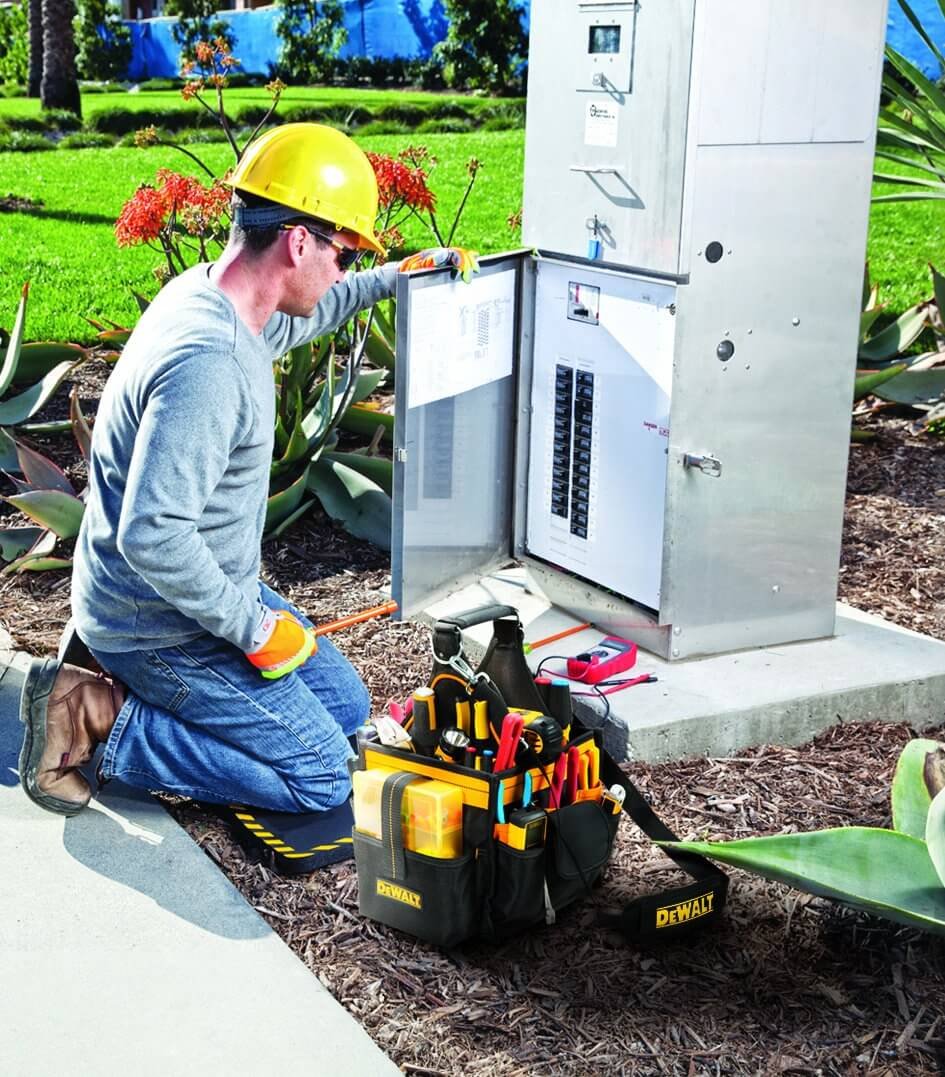 DeWALT DG5582  -  11" Electrical/Maintenance Tool Carrier - Wise Line Tools