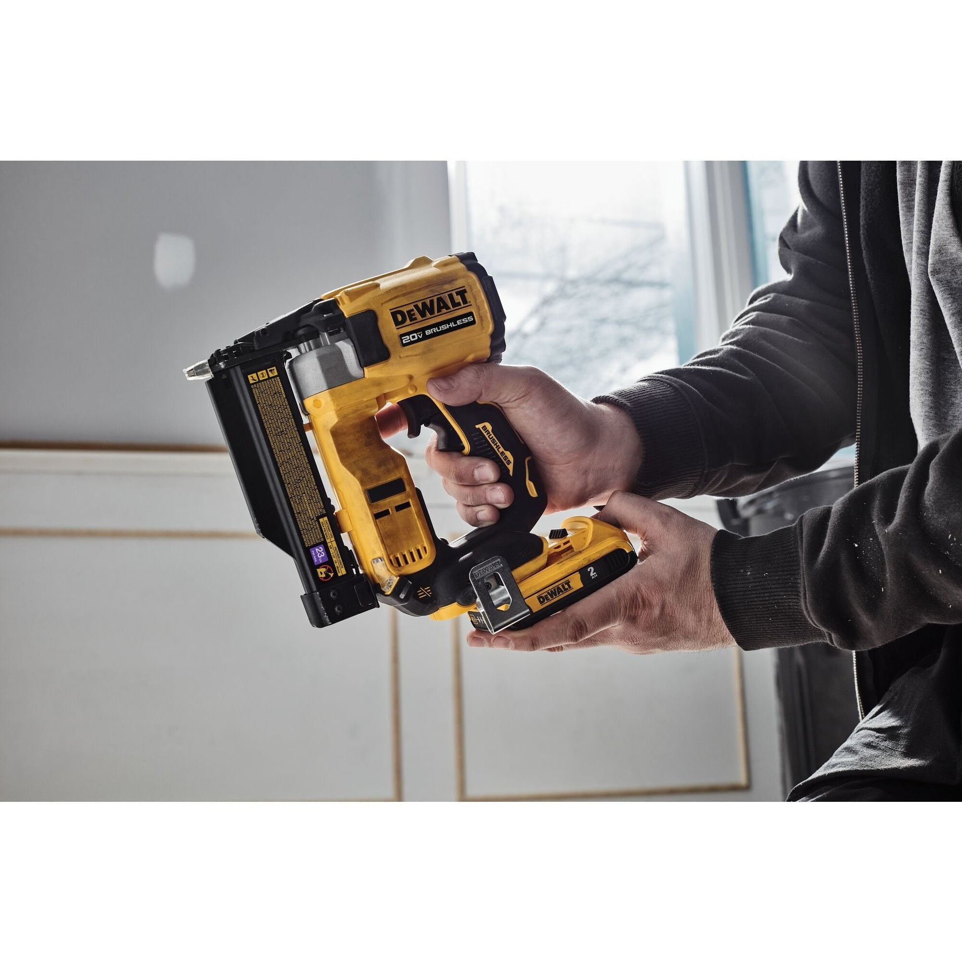 DeWalt DCN623D1  -  20V MAX XR, 23 GAUGE PIN NAILER - (2.0AH) W/ 1 BATTERY AND BAG - Wise Line Tools