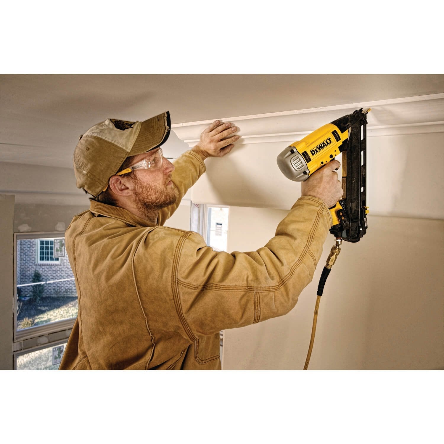DeWalt DWFP72155  -  Precision Point Angle Finish Nailer 15 Ga. - Wise Line Tools