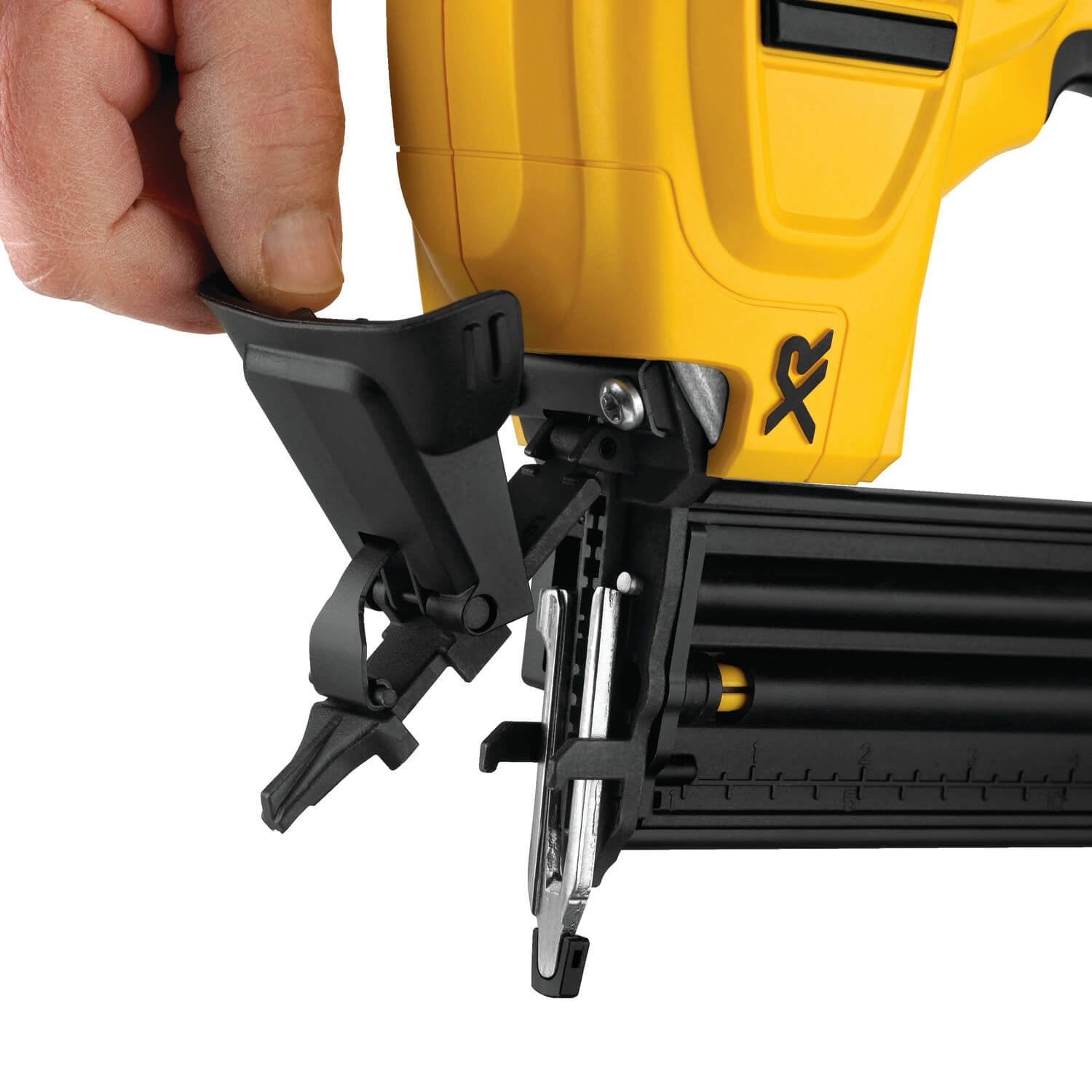 Dewalt DCN680D1- 20V MAX 18GA BRAD NAILER KIT - Wise Line Tools