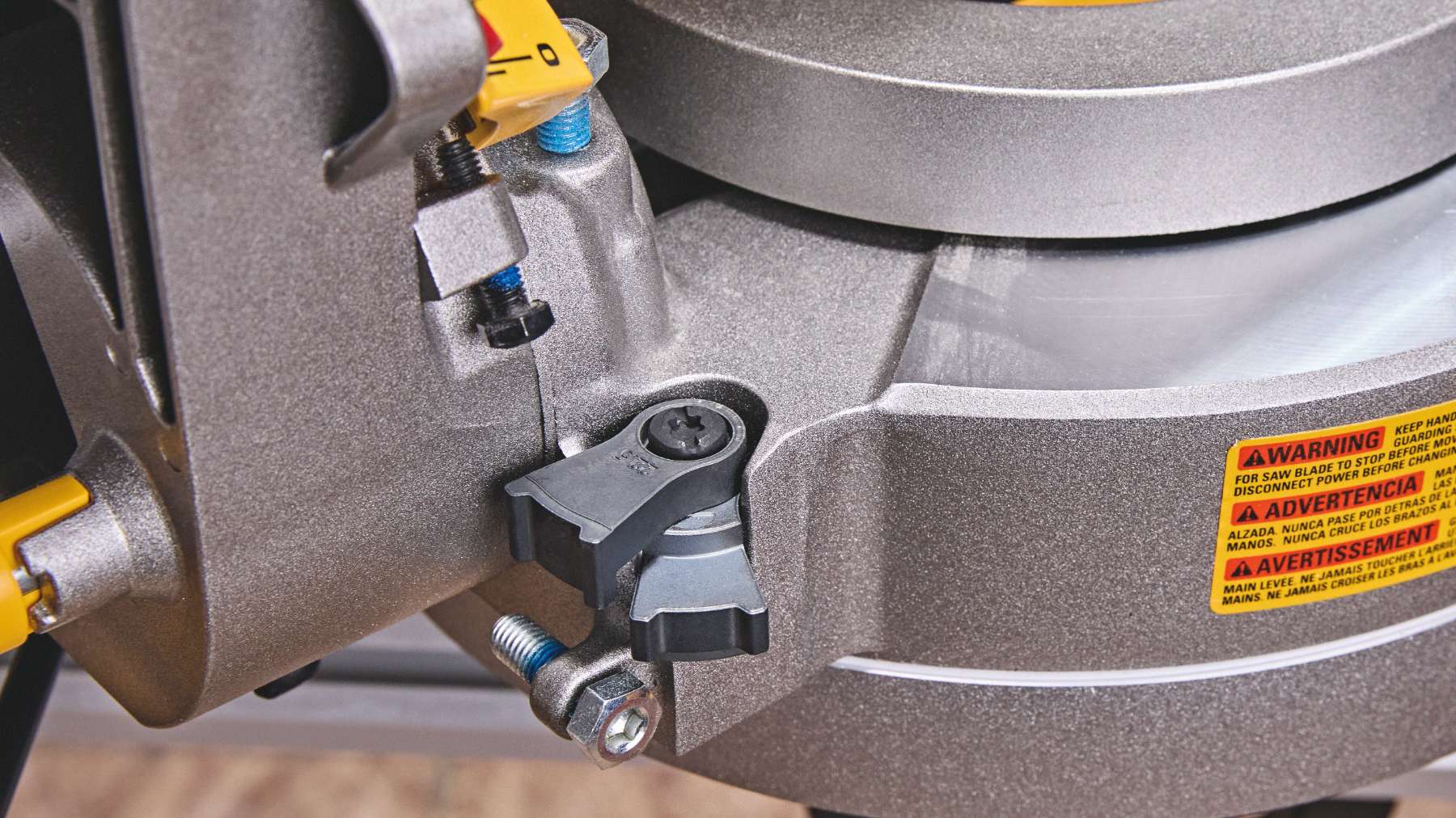 Dewalt DCS714WW1 - 20V MAX* XR® 10 in. Double Bevel Fixed Miter Saw Kit DEWALT