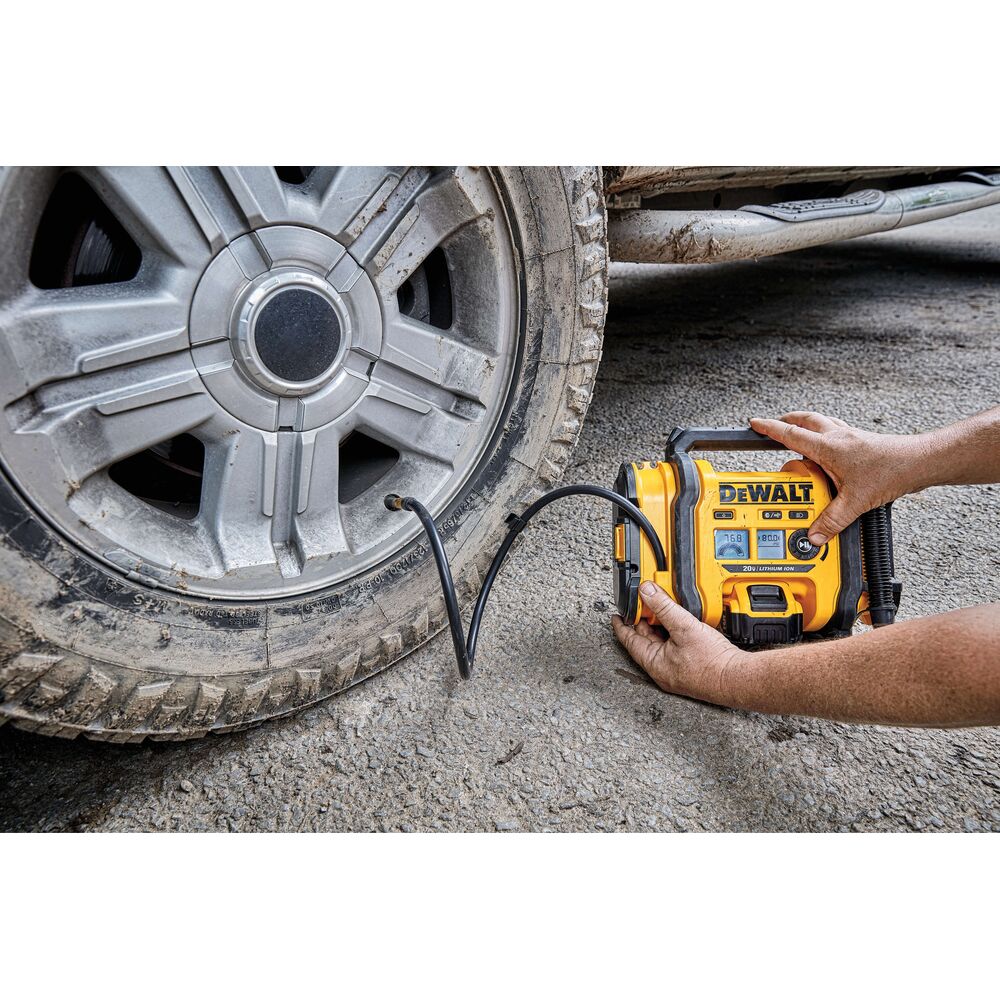 DEWALT DCC020IB-20V MAX* Cordless Tire Inflator, Tool Only