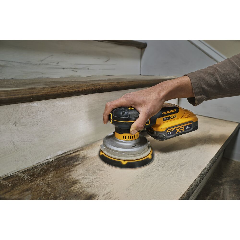 DEWALT DCW230B 20V MAX* XR® Brushless 6 in. Random Orbital Sander (Tool Only)