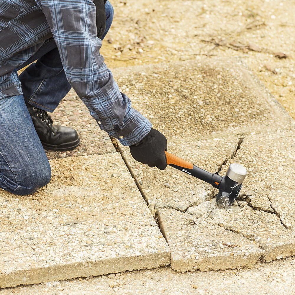 FISKARS 750810 - IsoCore™ 4 lb Club Hammer (14") FISKARS