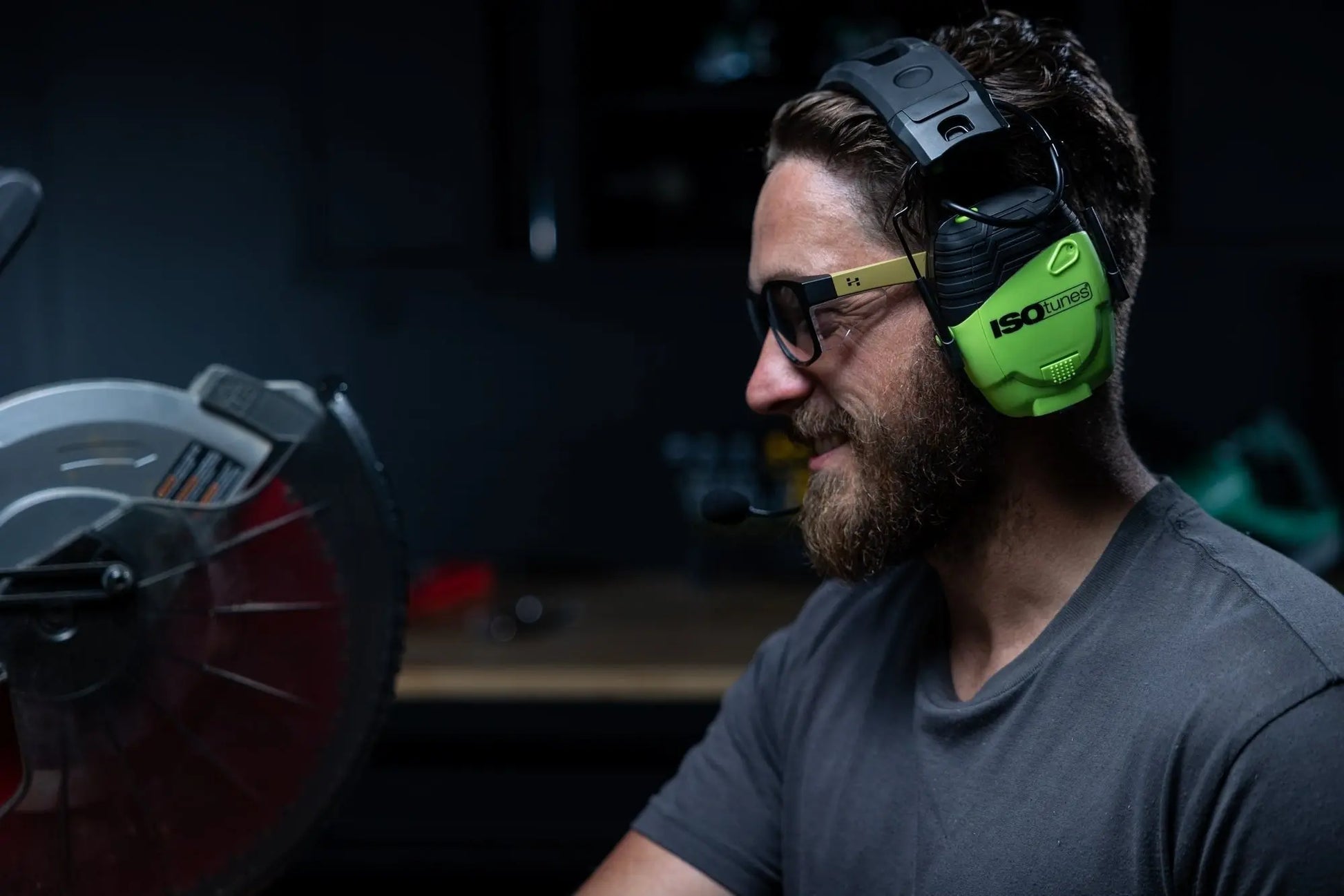 IsoTunes IT-34B - LINK Aware Bluetooth Ear Muffs Green - Wise Line Tools