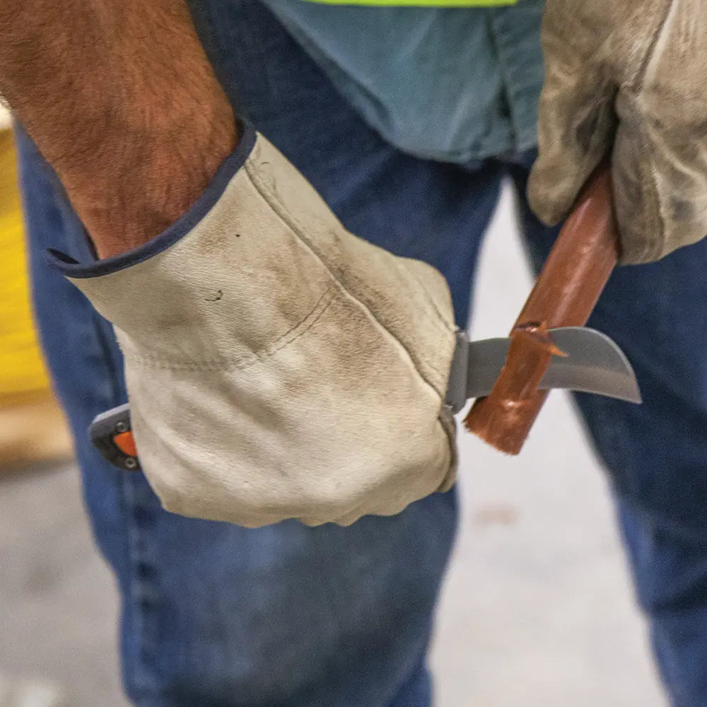 Klein KLE-44218 - Cable Skinning Utility Knife with Replaceable Blade - Wise Line Tools