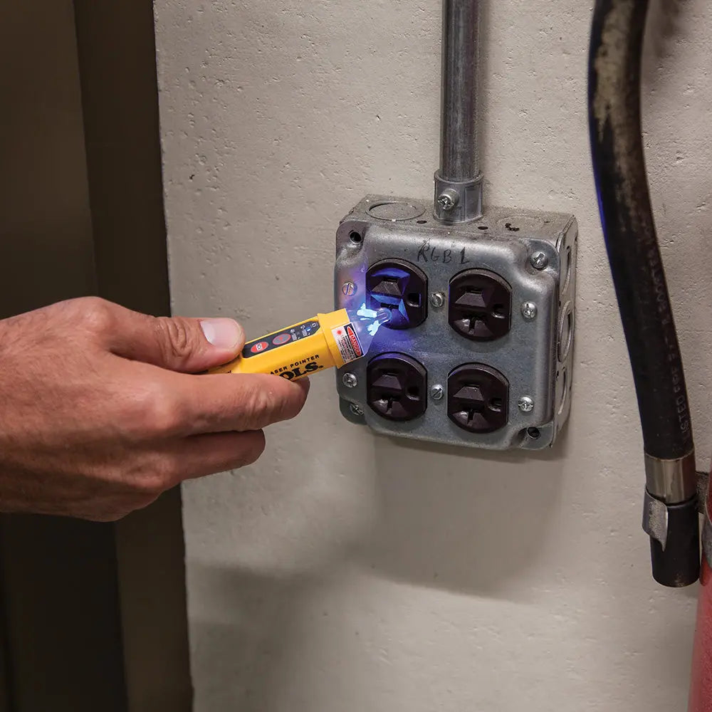 KLEIN KLE-NCVT-5A - Non-Contact Voltage Tester Pen, Dual Range, with Laser Pointer Klein