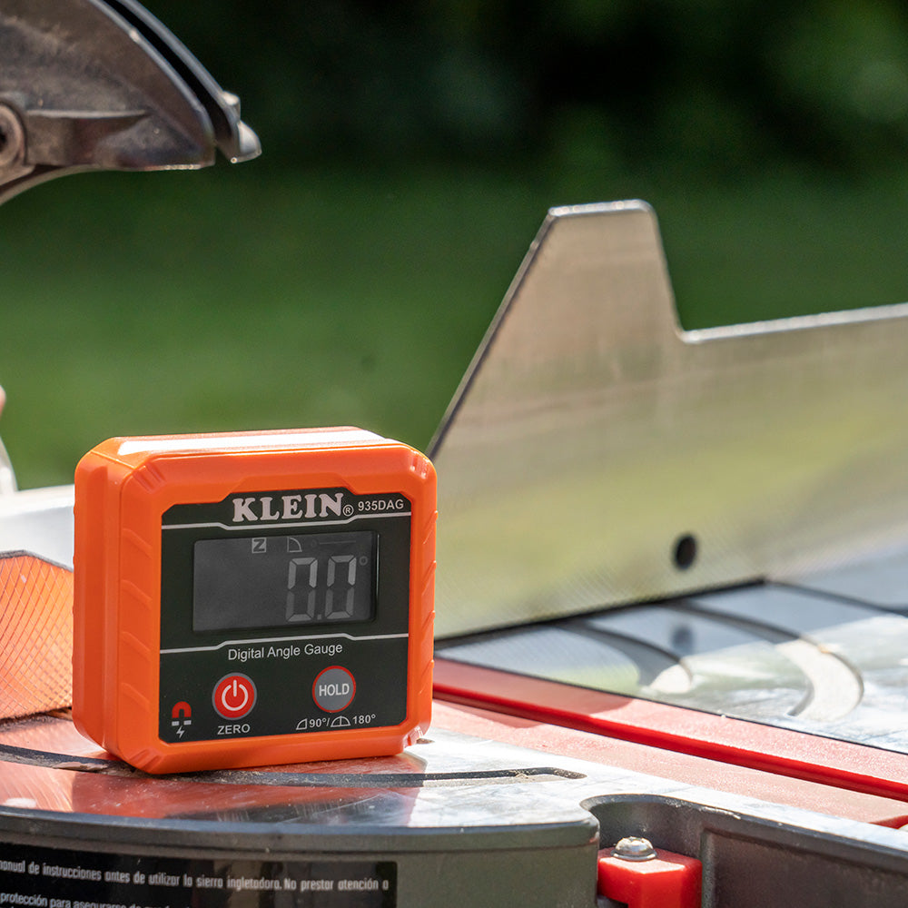 Klein KLE-935DAG - Digital Angle Gauge and Level - Wise Line Tools