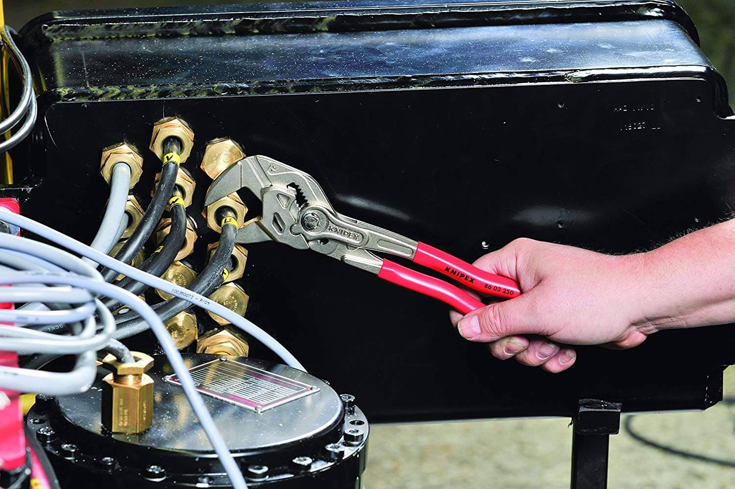 Knipex 8603250 - 10" Pliers Wrench - Wise Line Tools