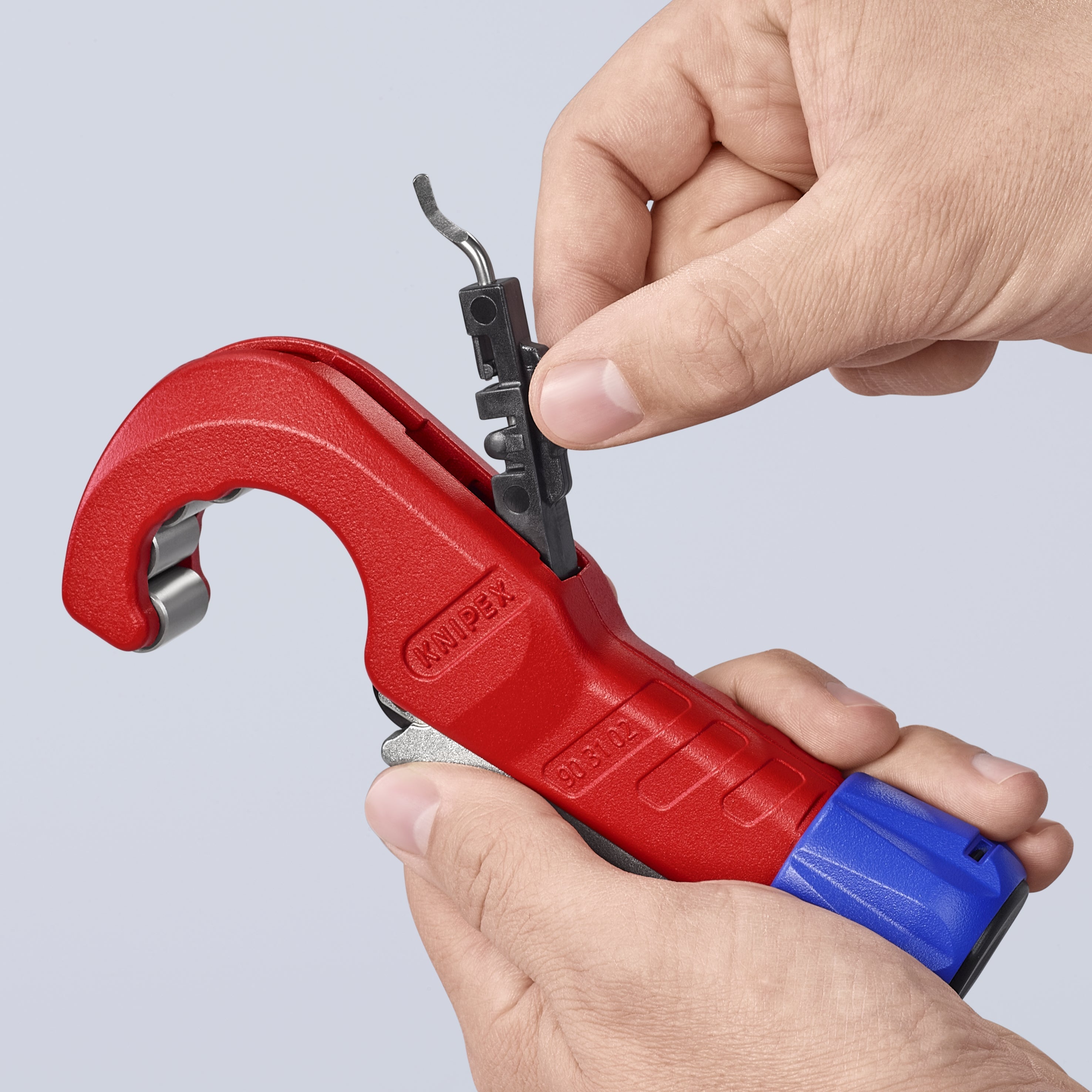 Knipex 903102SBA - 7 1/4" TubiX® Pipe Cutter - Wise Line Tools