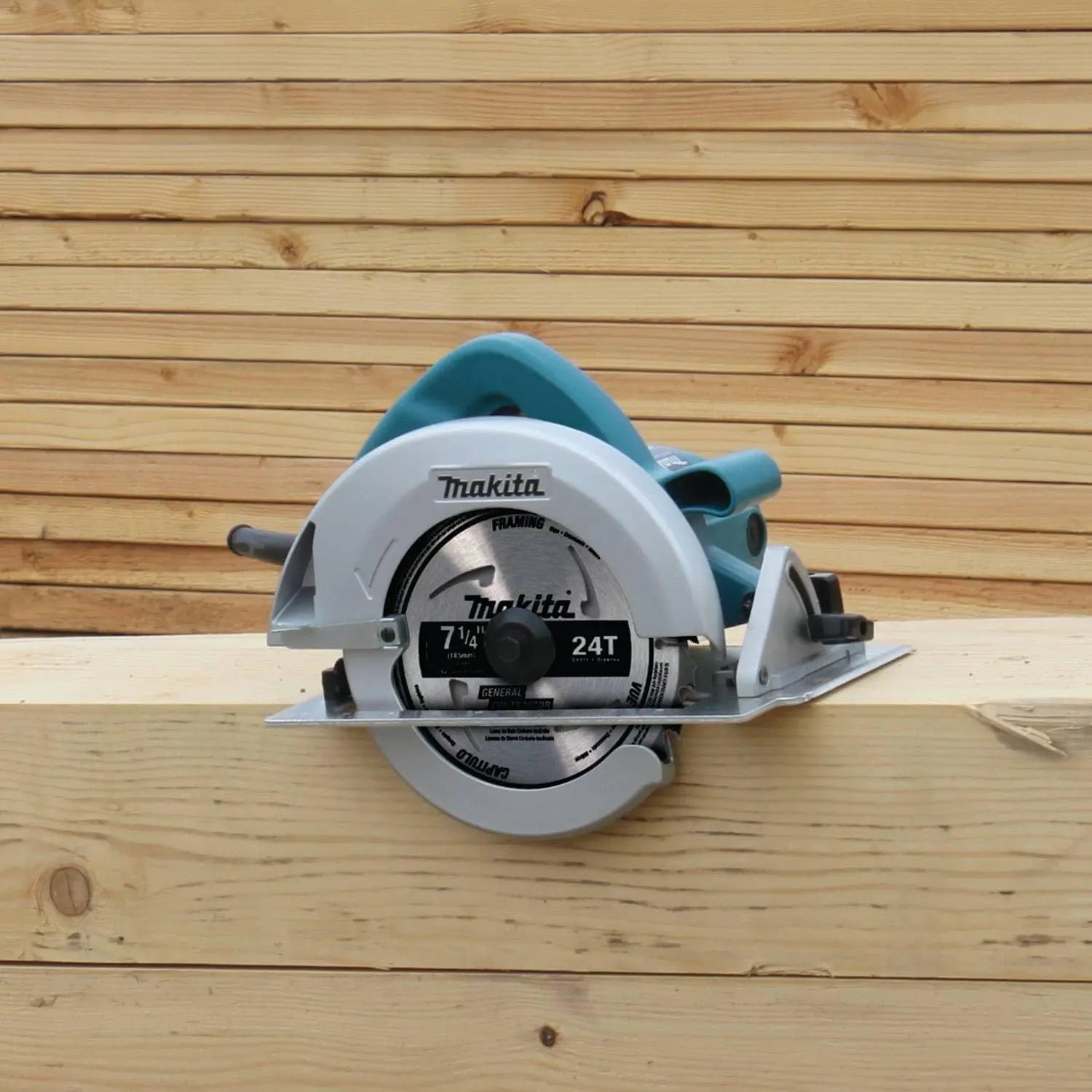 MAKITA 5007F - 15amp 7-1/4" Circular Saw with LED Light MAKITA