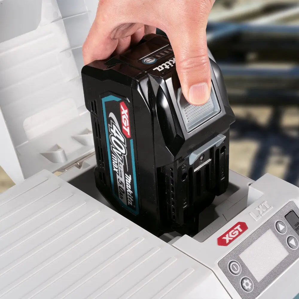 MAKITA BL4050F - 40V MAX XGT (5.0Ah) Li-Ion Battery MAKITA