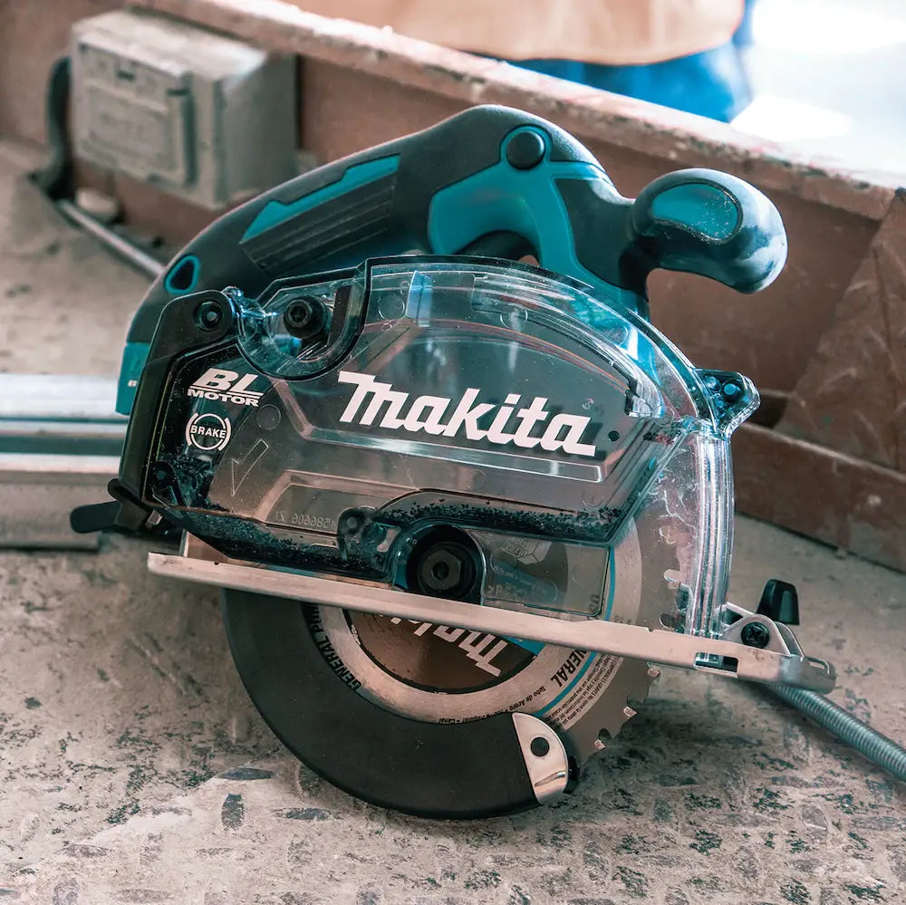 MAKITA DCS553Z - 18V LXT Brushless 5-7/8" Metal Cutting Saw (Tool Only) MAKITA