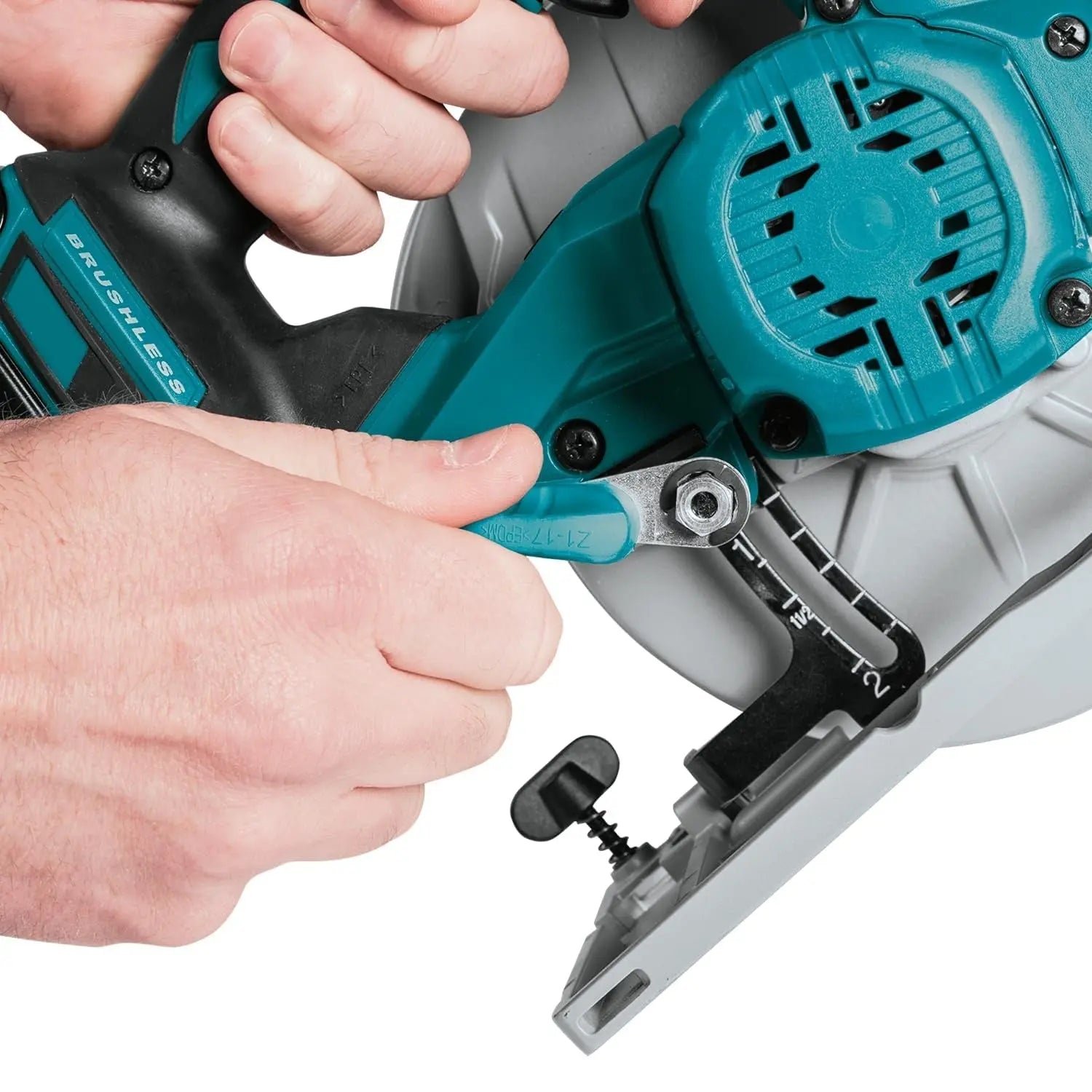 MAKITA DHS680Z - 18V LXT Brushless 6-1/2" Circular Saw MAKITA