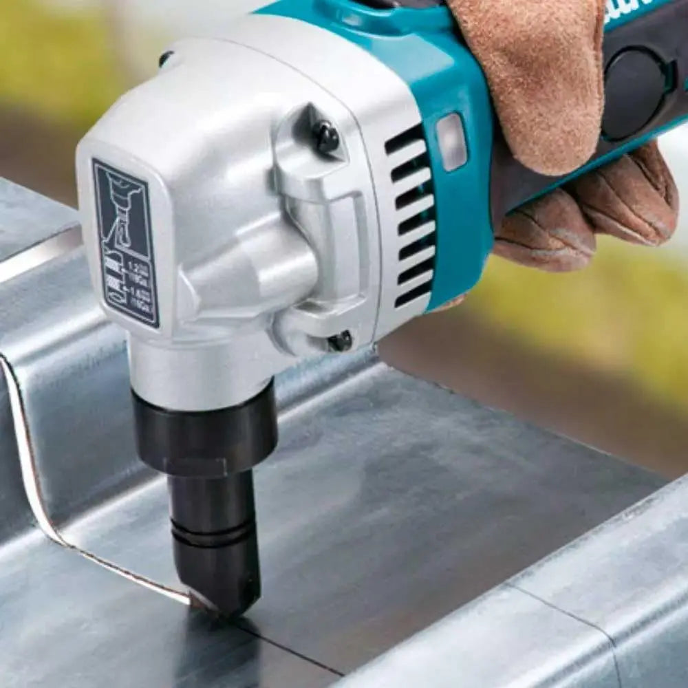 MAKITA DJN161Z - 18V LXT Cordless Nibbler MAKITA
