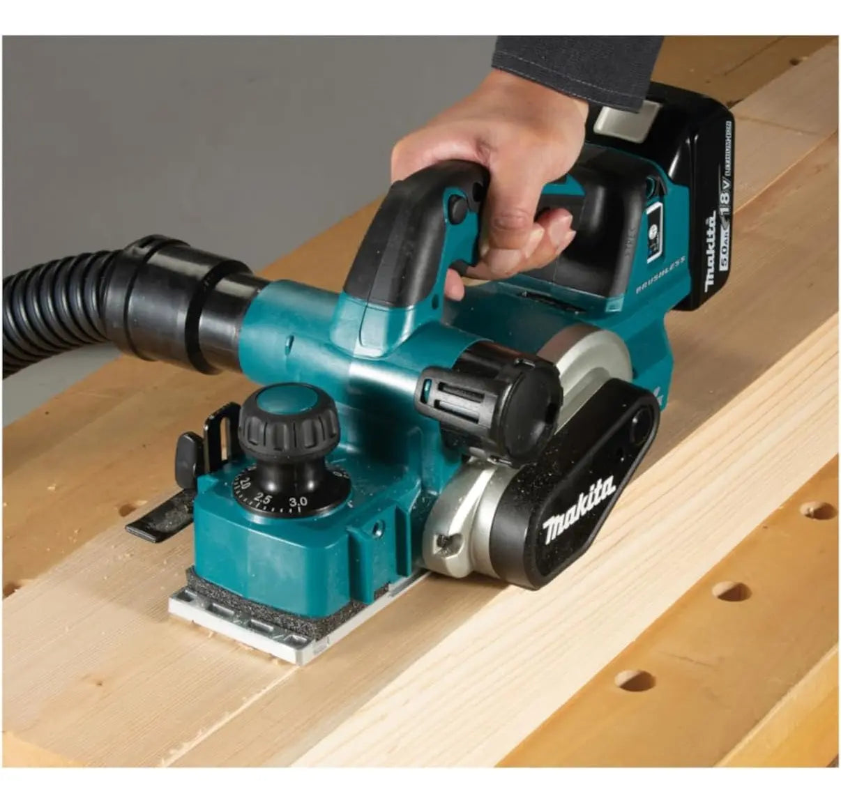MAKITA DKP181Z - 18V Brushless 3-1/4" Planer MAKITA