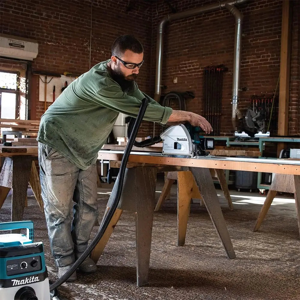 MAKITA DSP600ZJ - 18Vx2 (36V) LXT 6-1/2" Plunge Cut Circular Saw (Tool only) Makita