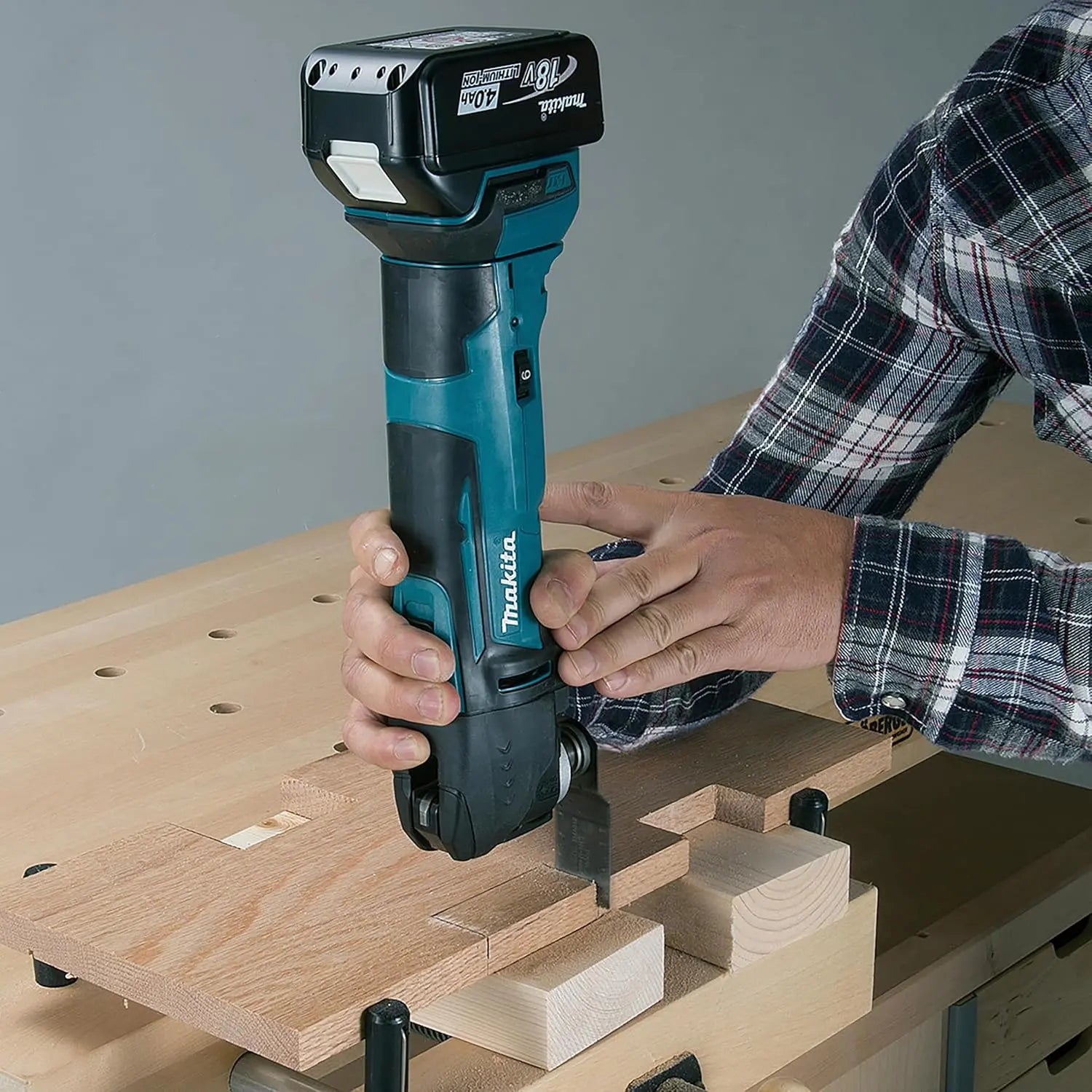 MAKITA DTM51Z - 18V Cordless Multi Tool MAKITA