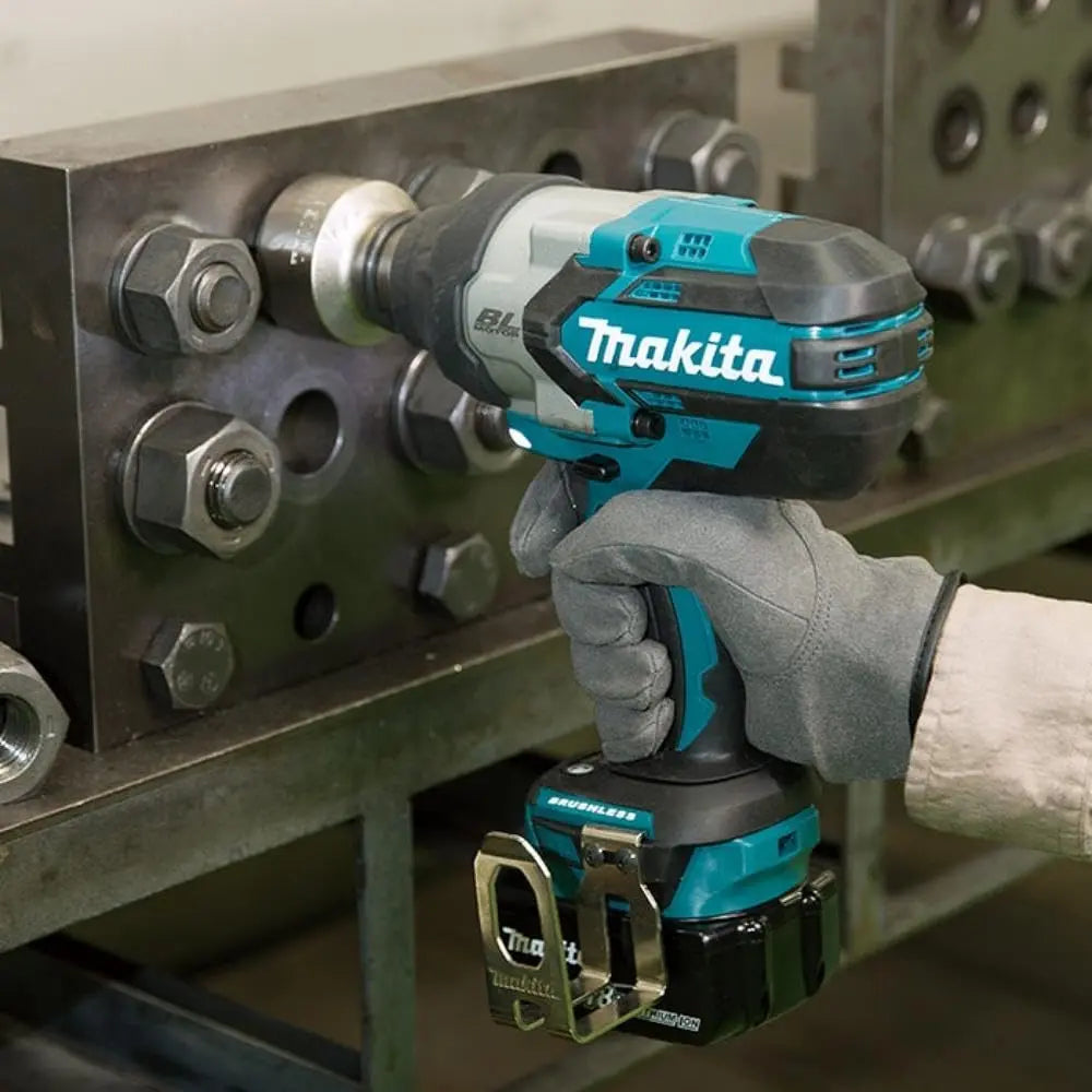 MAKITA DTW1001Z - 18V 3/4" High Torque Impact Wrench MAKITA