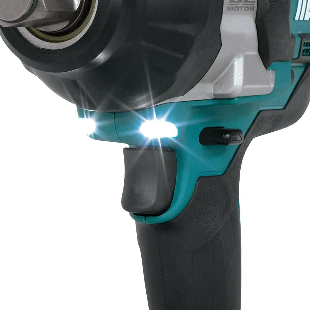 MAKITA DTW1002RTE - 18V 1/2? Brushless High Torque Impact Wrench Kit MAKITA