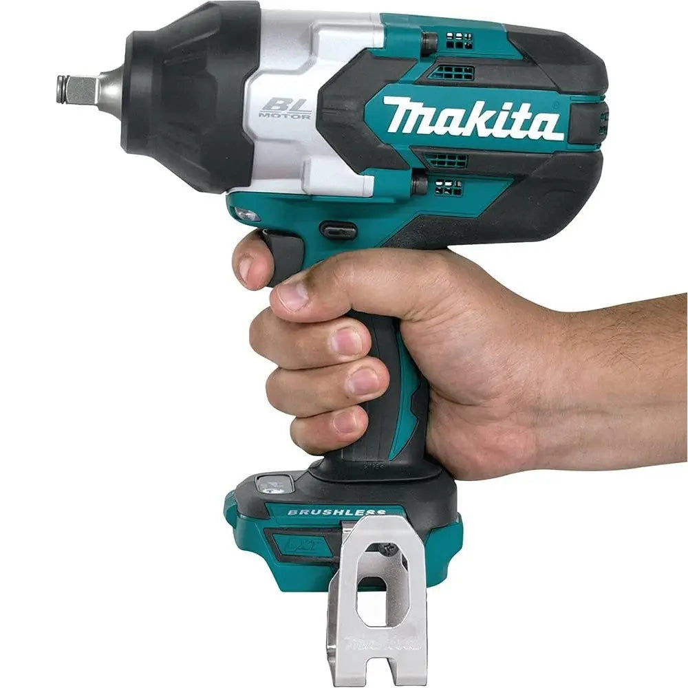MAKITA DTW1002RTE - 18V 1/2? Brushless High Torque Impact Wrench Kit MAKITA