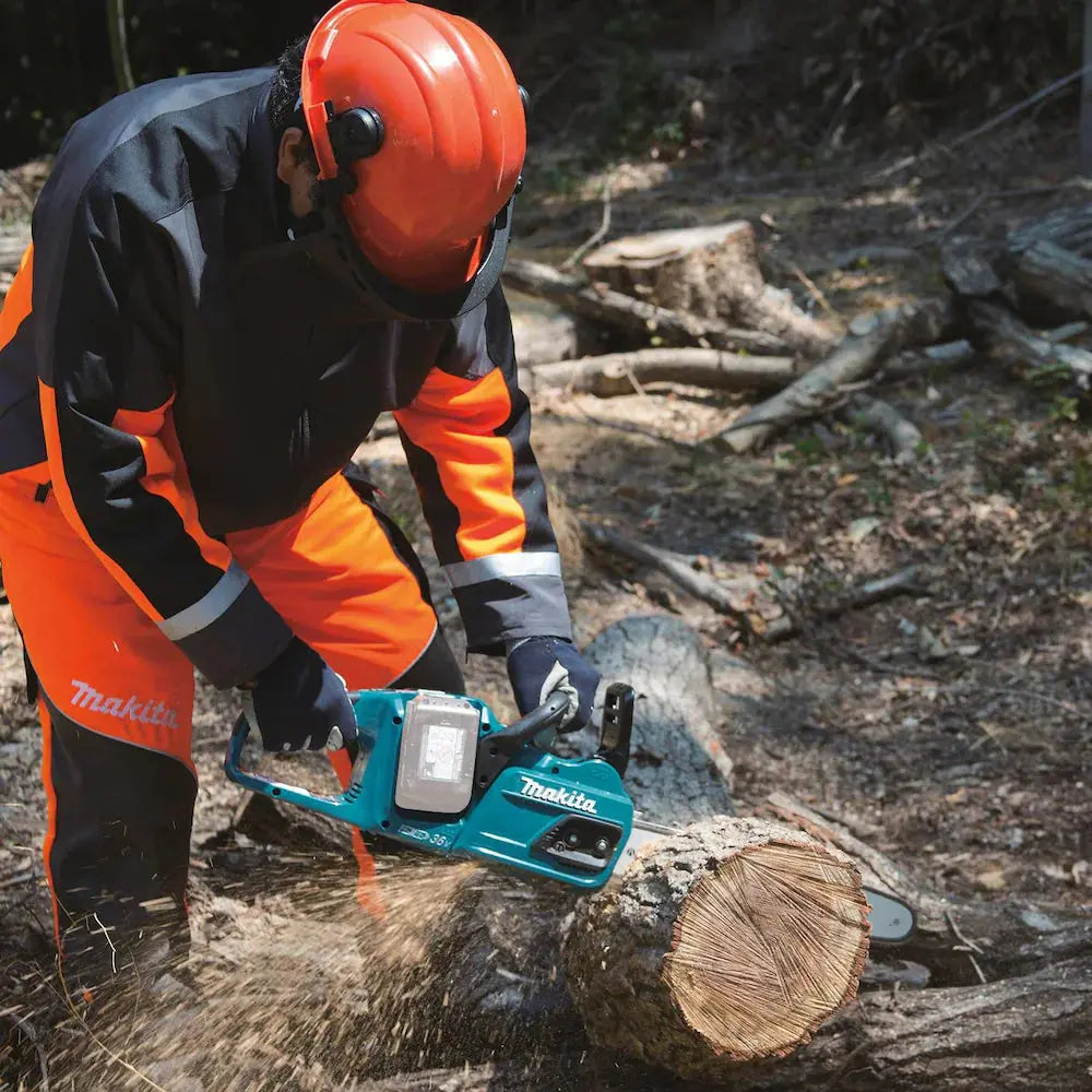 MAKITA DUC400PT2 - 16"  Chain Saw Kit (18VX@ - 5Ah) MAKITA