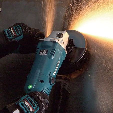 MAKITA GA5020C - 5" Angle Grinder MAKITA