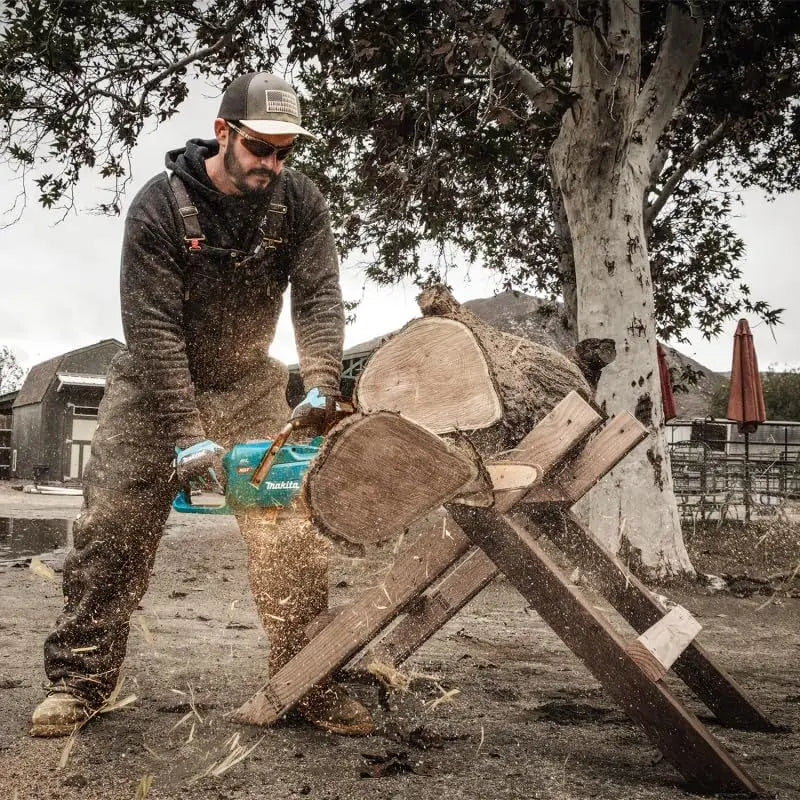 MAKITA UC016GZ - 40V XGT 16" Chainsaw Tool-less (Tool Only) MAKITA