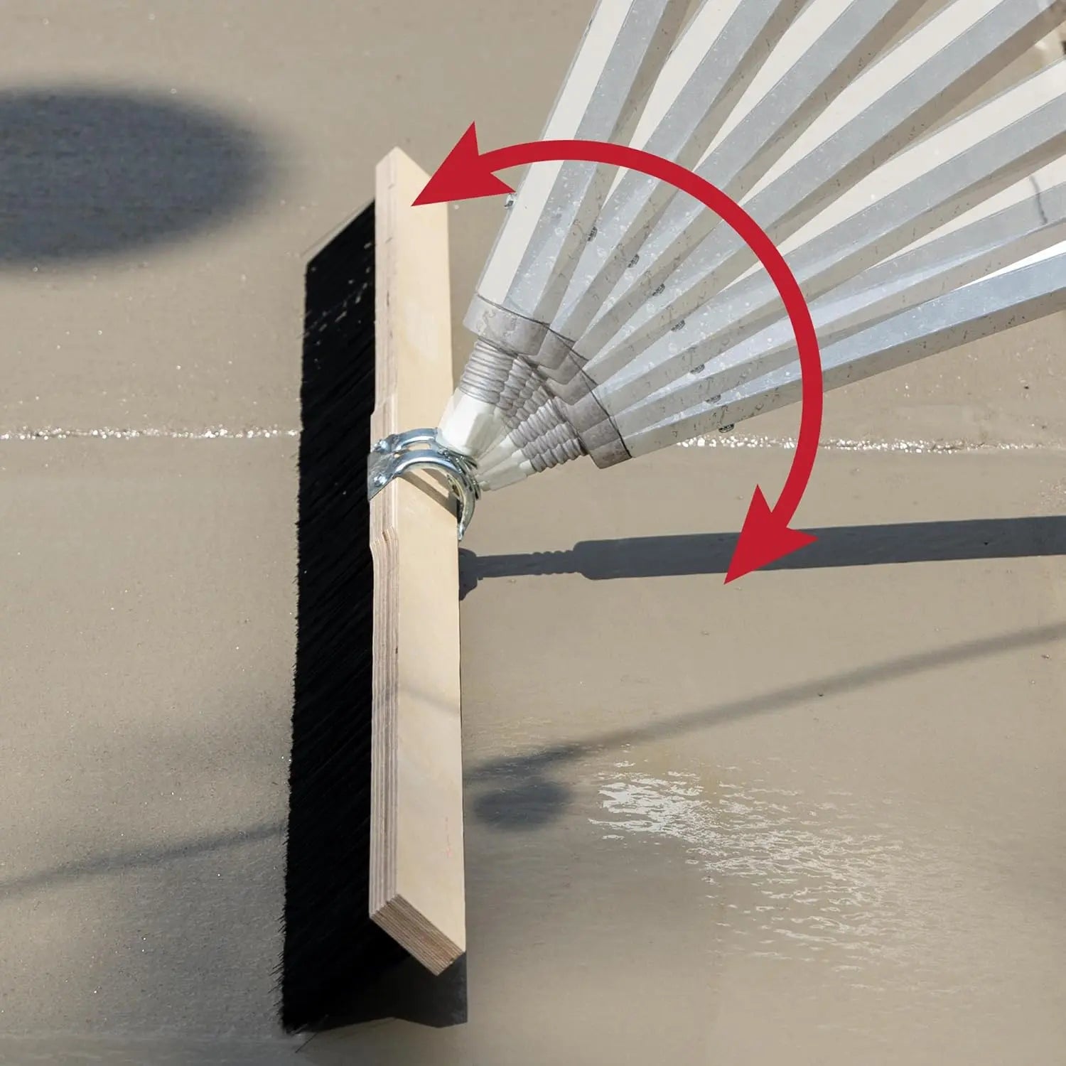 MARSHALLTOWN 6631 -  36" Large Concrete Broom-Wood Block MARSHALLTOWN