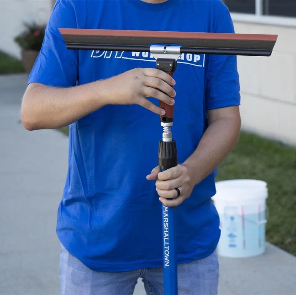 MARSHALLTOWN AKD22 - 22" Adjustable Pitch Squeegee Trowel MARSHALLTOWN