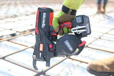 MAX RB443T Rebar Tying Tool up to #7 x #7 with 19ga wire - Wise Line Tools