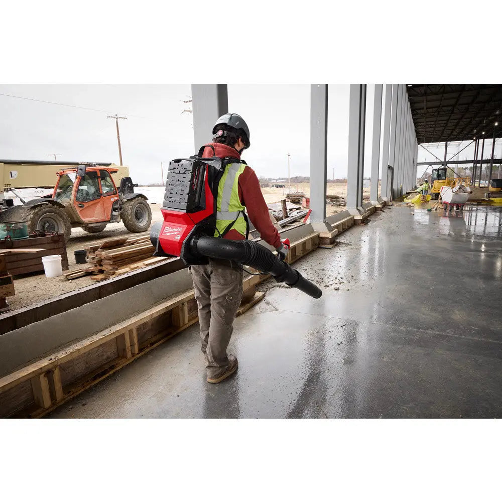 MILWAUKEE MXF600-0 - MX FUEL™ Backpack Blower MILWAUKEE