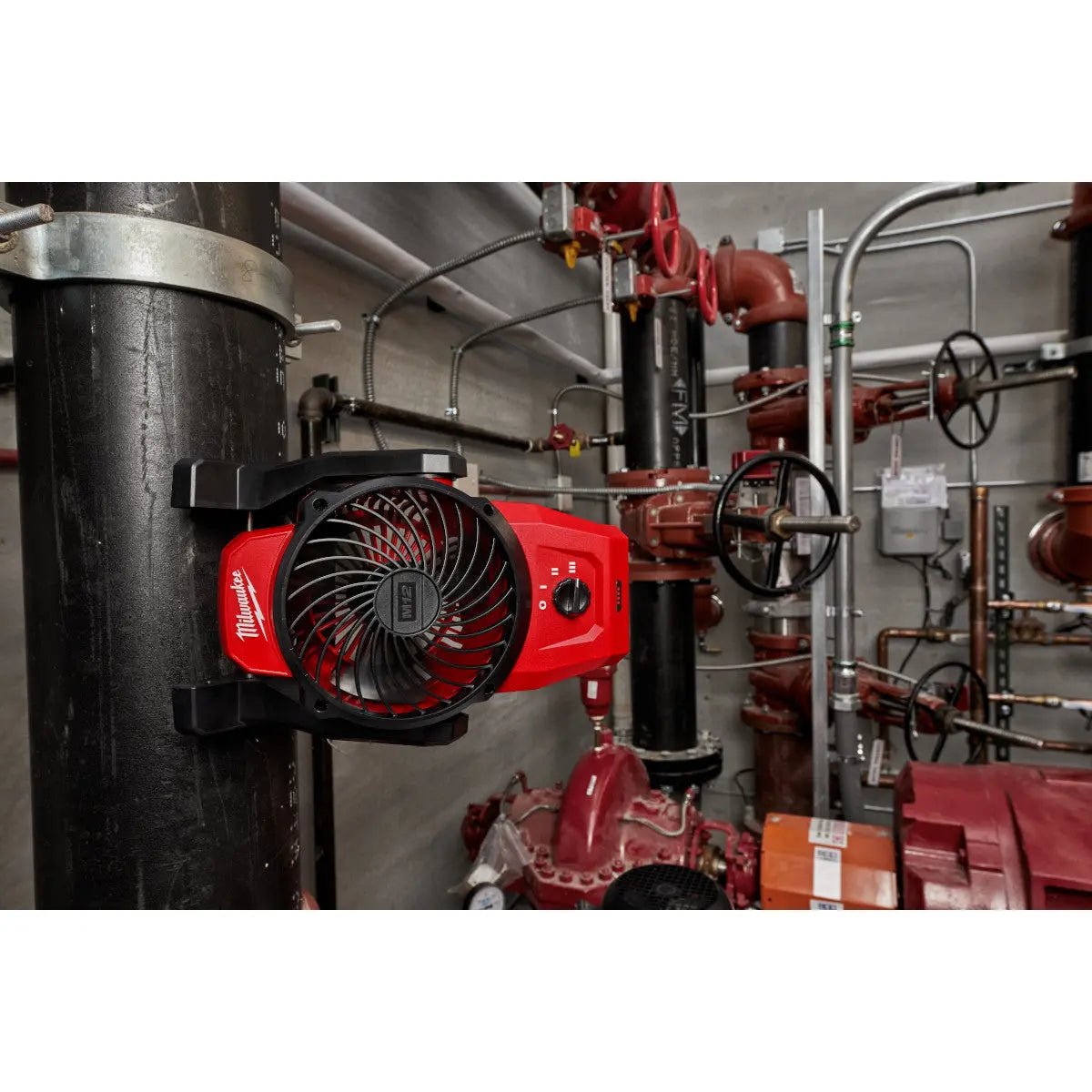 Milwaukee 0820-20 - M12™ Mounting Fan - Wise Line Tools