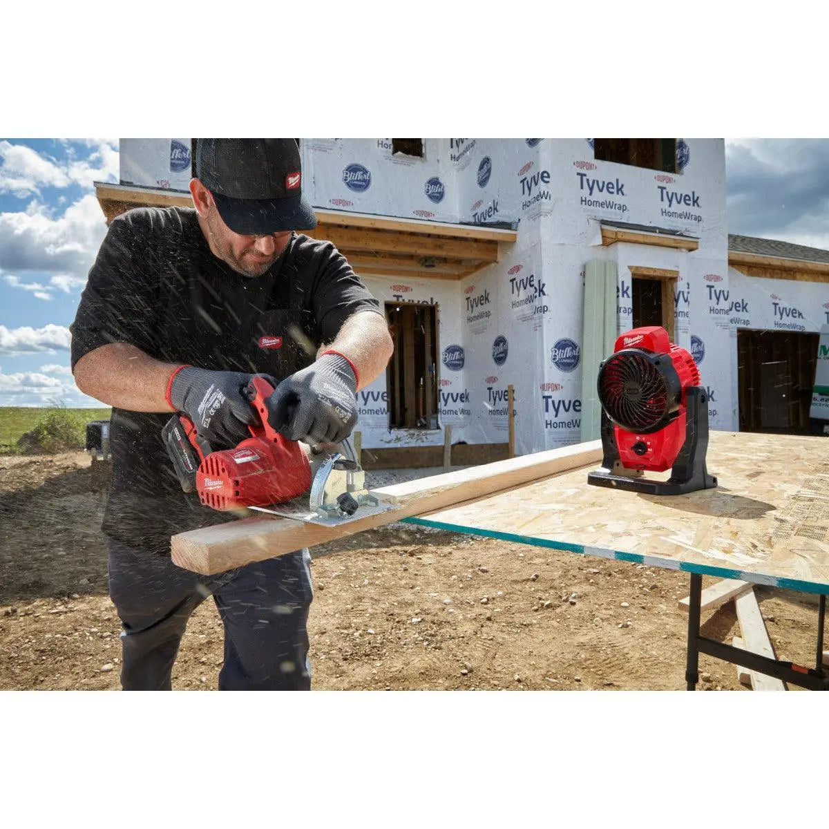 Milwaukee 0820-20 - M12™ Mounting Fan - Wise Line Tools