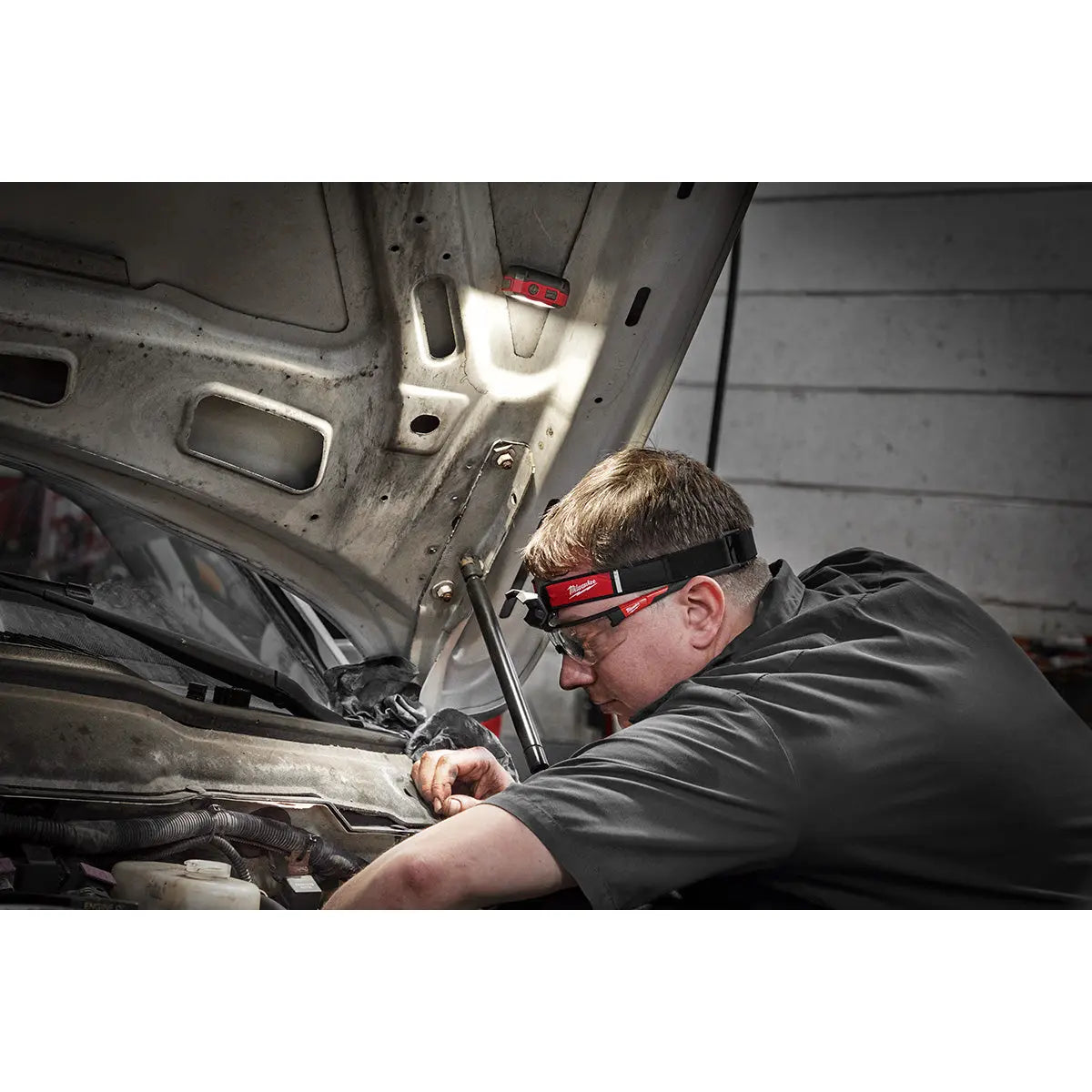 Milwaukee 2012R - Rechargeable Magnetic Headlamp And Task Light - Wise Line Tools