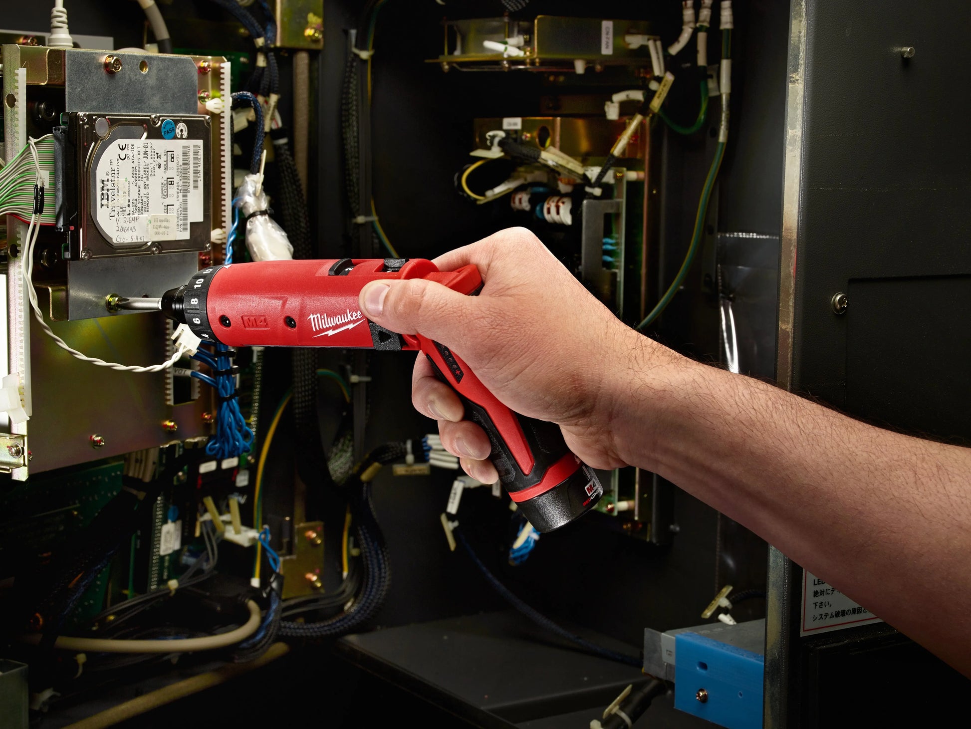 Milwaukee 2101-22 - M4 1/4 in. Hex Screwdriver Kit - Wise Line Tools