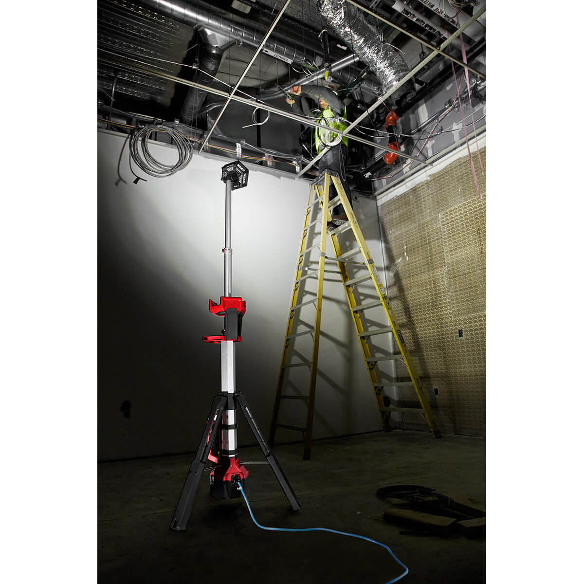 Milwaukee 2131-20 - M18™ ROCKET™ Dual Power Tower Light - Wise Line Tools
