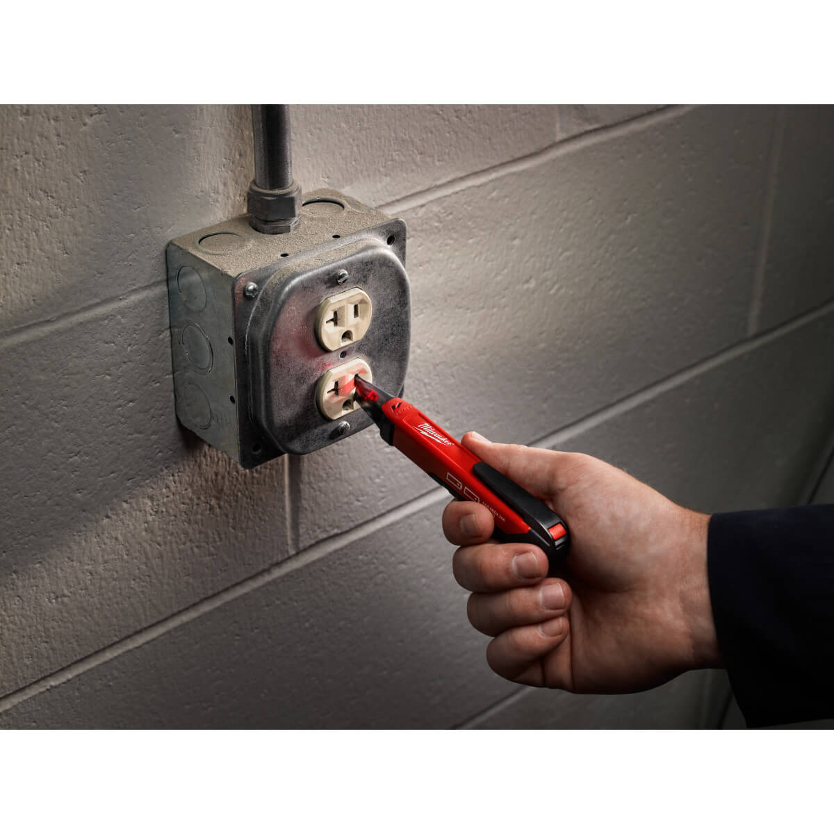 Milwaukee 2202-20 - Voltage Detector with Audible Indicator - Wise Line Tools