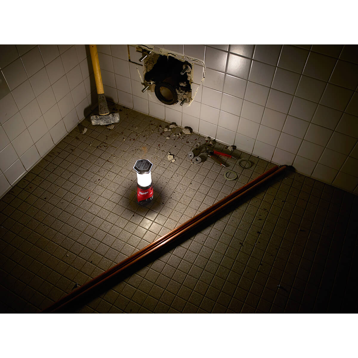 Milwaukee 2362-20 - M12™ Cordless Lithium-Ion LED Lantern - Wise Line Tools