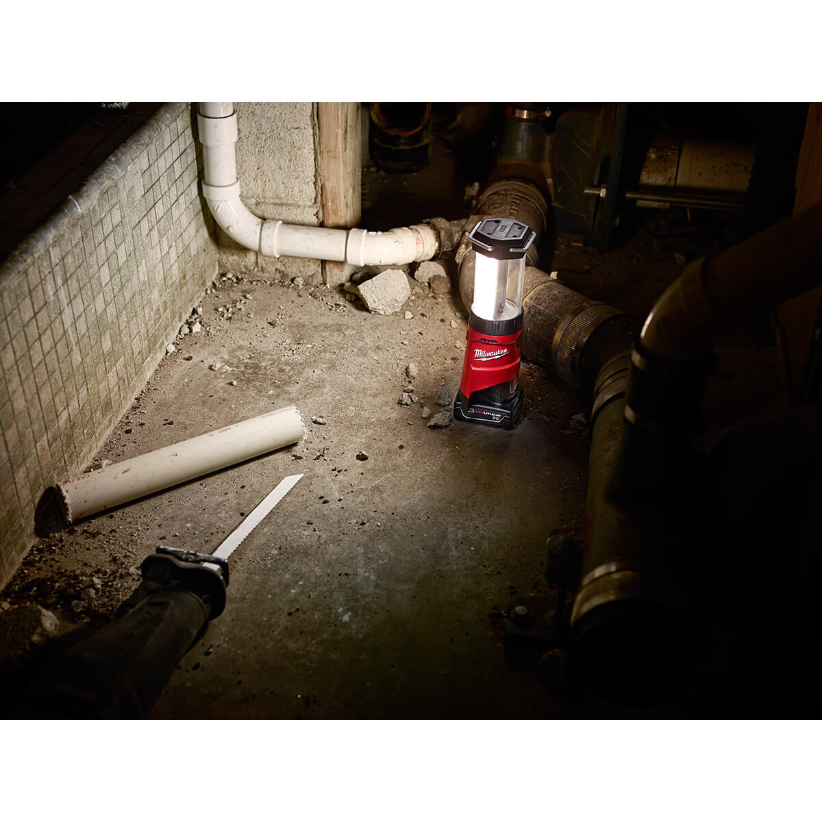 Milwaukee 2362-20 - M12™ Cordless Lithium-Ion LED Lantern - Wise Line Tools