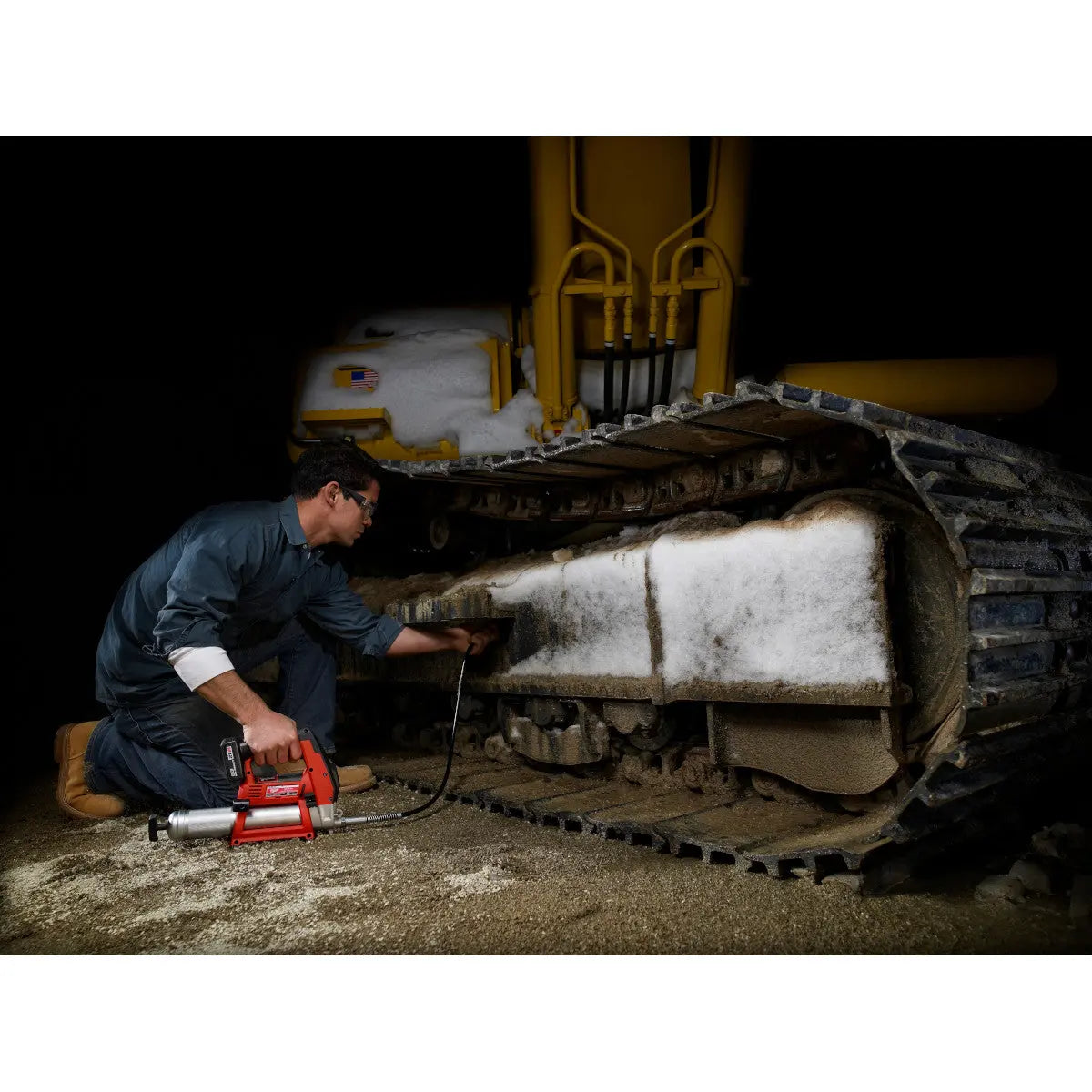 Milwaukee 2446-21XC - M12™ Cordless Grease Gun Kit MILWAUKEE