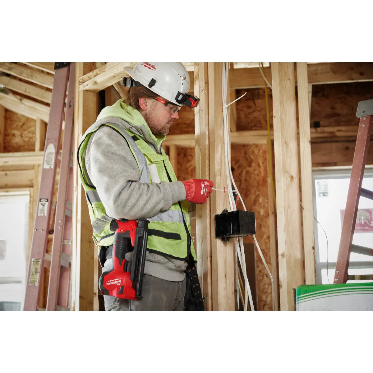 Milwaukee 2448-20 - M12™ Cable Stapler - Wise Line Tools