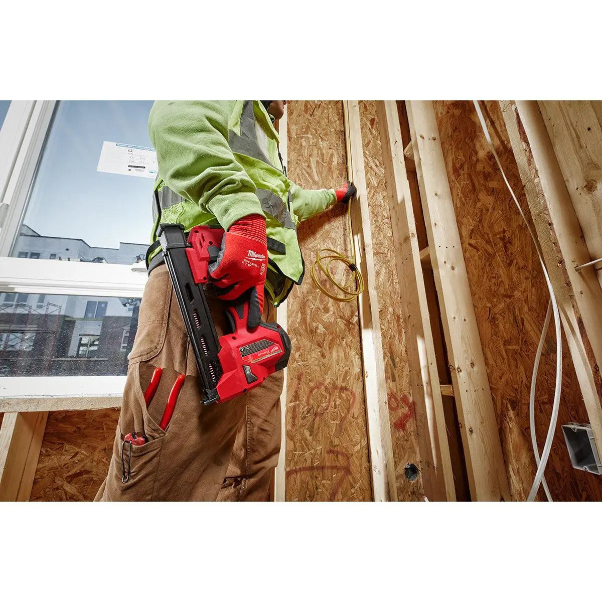 Milwaukee 2448-20 - M12™ Cable Stapler - Wise Line Tools