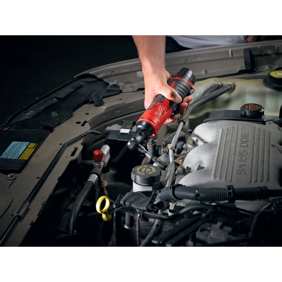 Milwaukee 2456-21 - M12™ Cordless 1/4" Ratchet Kit - Wise Line Tools