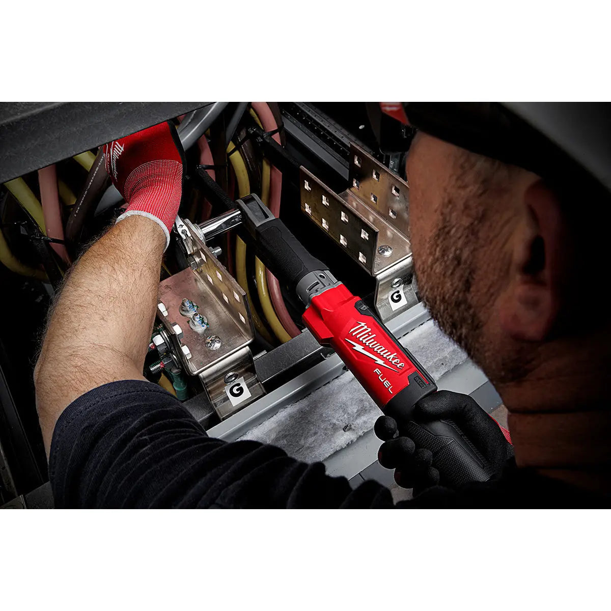 Milwaukee 2465-20 - M12 FUEL™ 3/8 in. Digital Torque Wrench with ONE-KEY™ MILWAUKEE