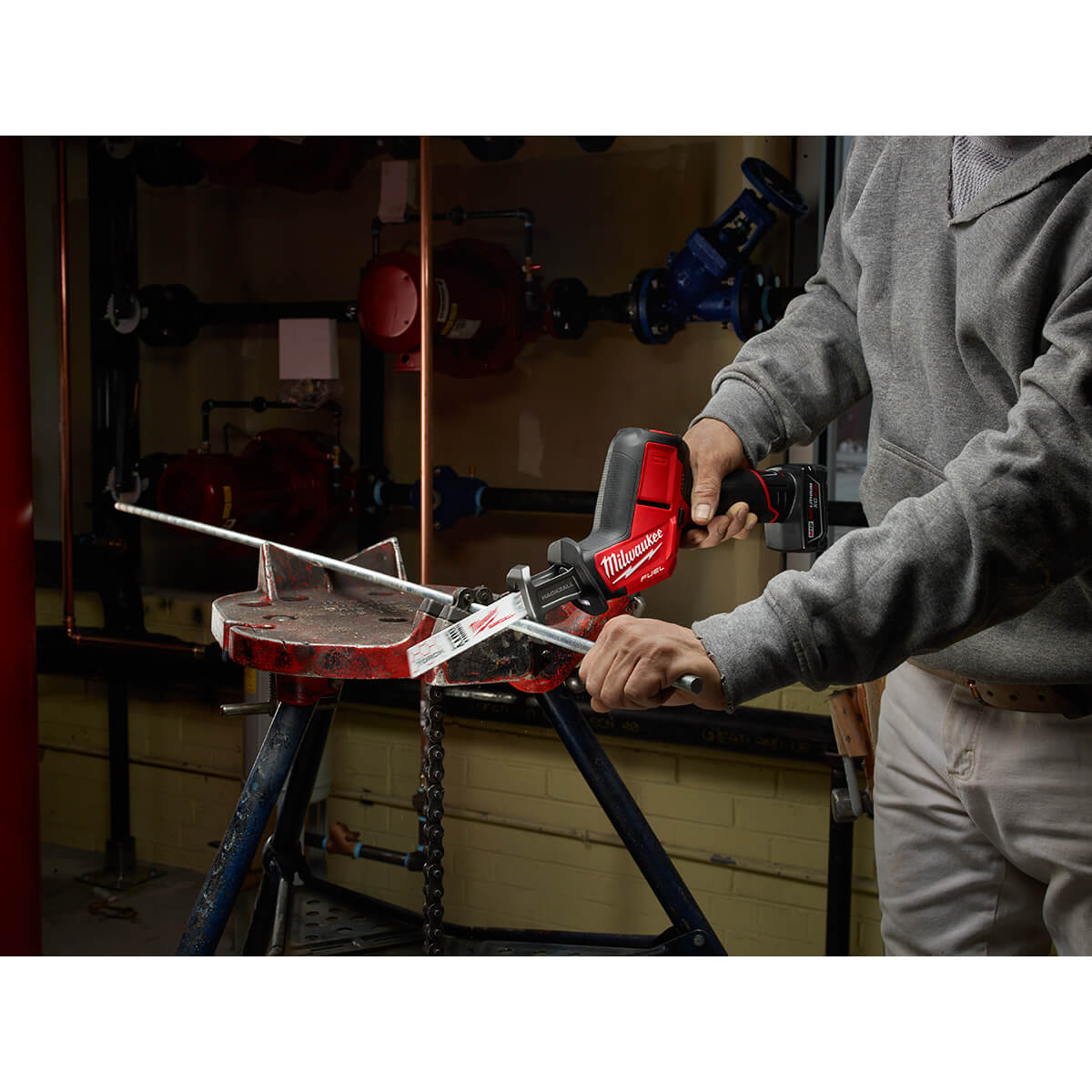 Milwaukee 2520-21XC - M12 FUEL™ HACKZALL® Reciprocating Saw Kit - Wise Line Tools